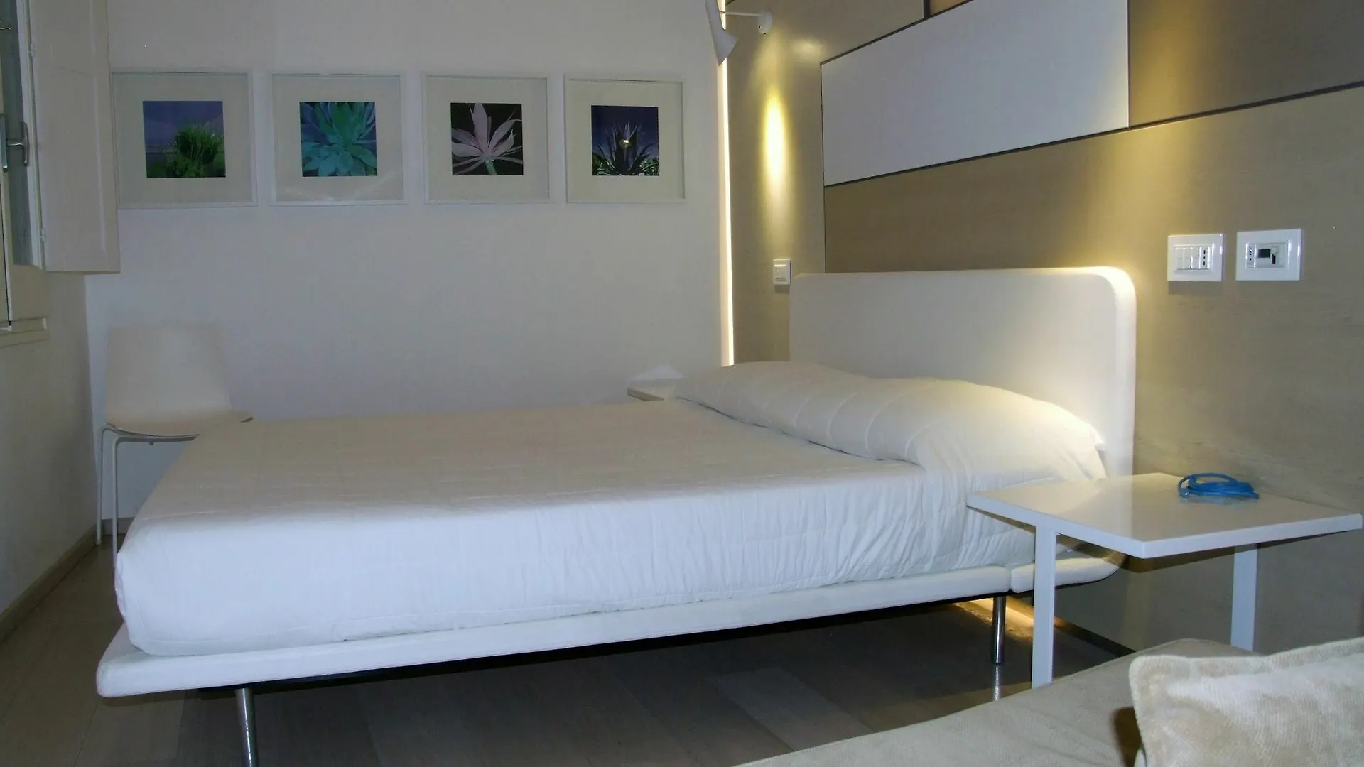 Santacroce Luxury Rooms Lecce 4*,  Italy