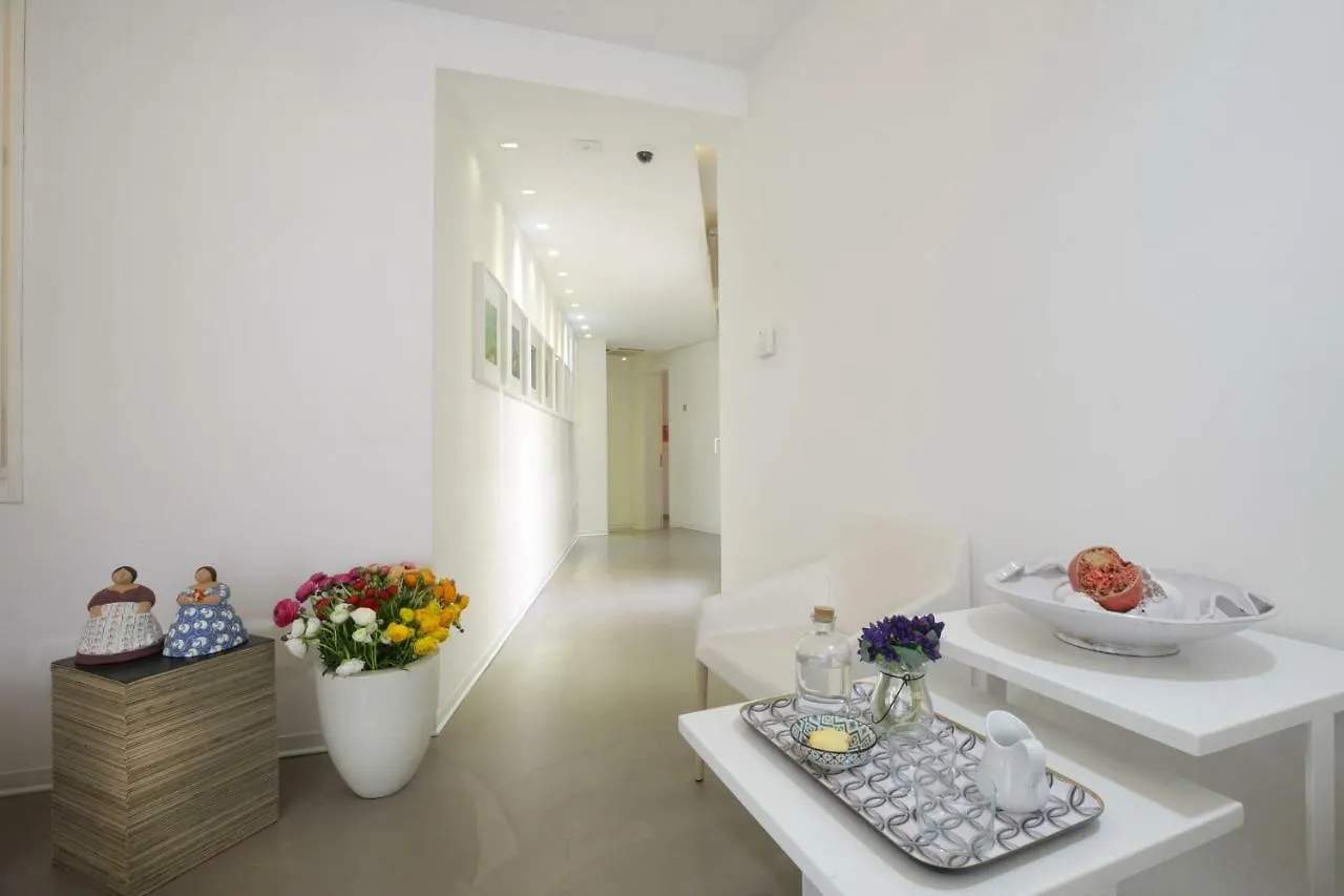 Santacroce Luxury Rooms Lecce 4*,